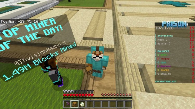 Gameplay on EnchantedMC